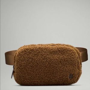 Lululemon brown fleece belt bag